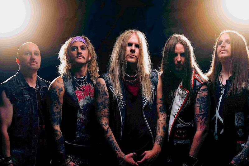 Confess: disponibile il nuovo video per "The Curse"