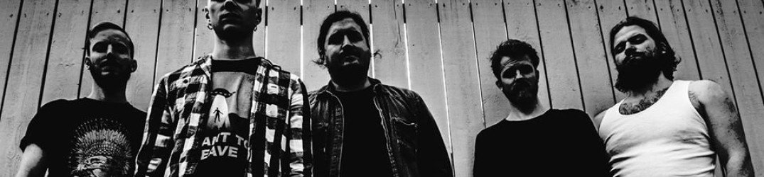 Gloson: guarda il video live ufficiale di 'Cringe'