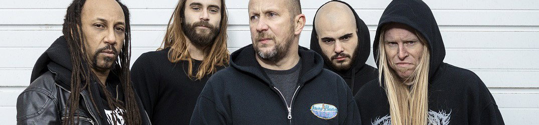 Suffocation: il lyric video di 'Return To The Abyss'