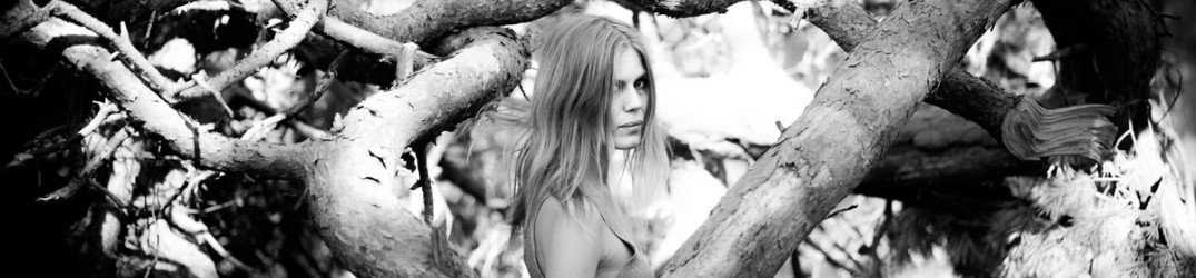 Myrkur: ascolta l'official audio di 'Måneblôt'