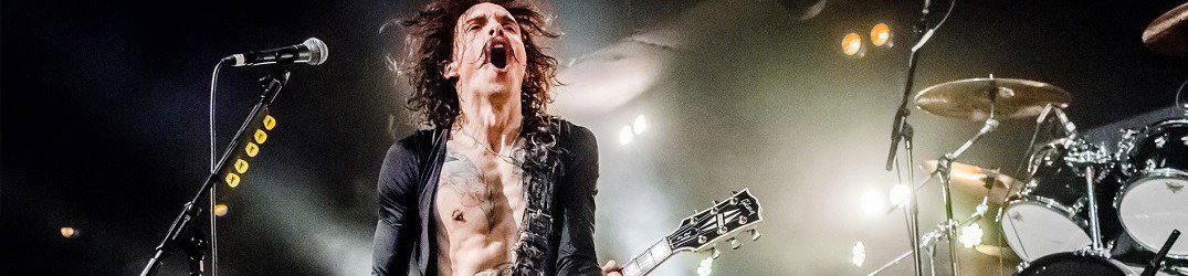The Darkness: il nuovo singolo 'Open Fire' in streaming su Youtube