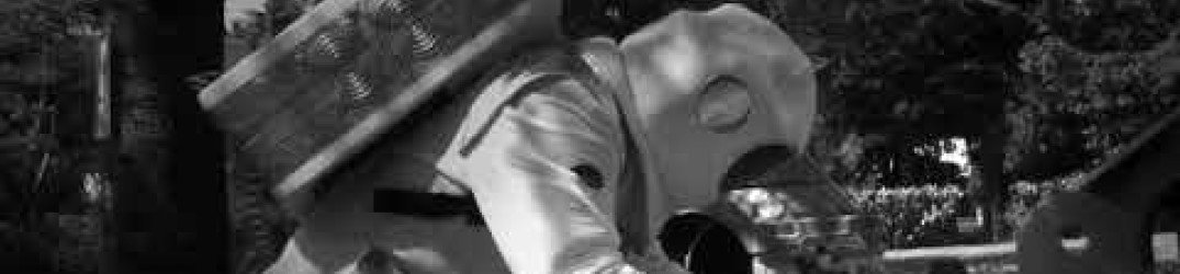Hell In The Club: pubblicato il video-clip di '"Houston, We've Got No Money'