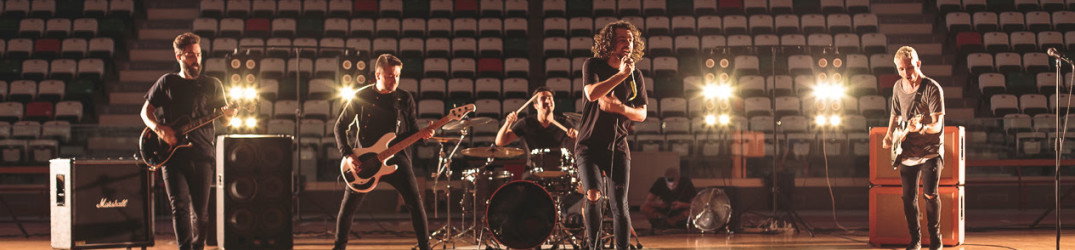 Aquiver:  Il video di "Drawing Circles" online