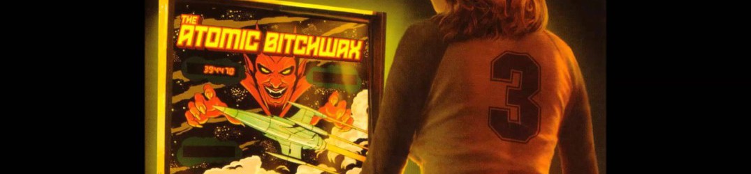 The Atomic Bitchwax: online il video di "Houndstooth"