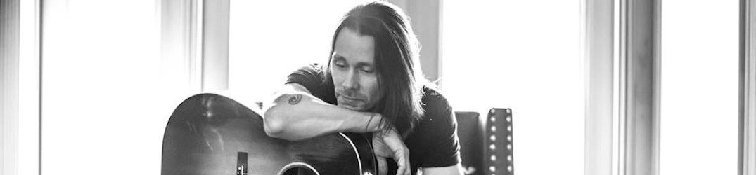 Myles Kennedy: online il teaser di 'Devil On the Wall'