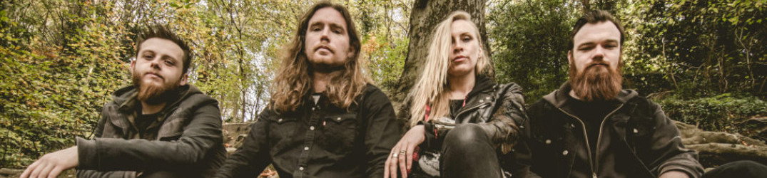 King Witch: online in streaming completo l'ultiom album "Under the Mountain"