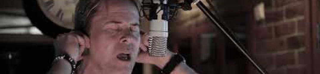 Perfect Plan: l'official video di 'In and Out of Love'