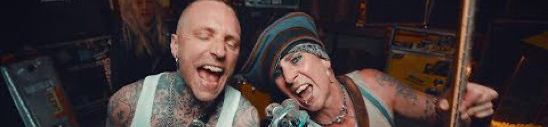 Backyard Babies: pubblicato il video ufficiale di 'Shovin' Rocks'