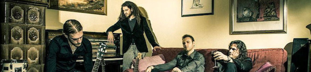Overtures: guarda il video live ufficiale di 'Unshared Worlds'