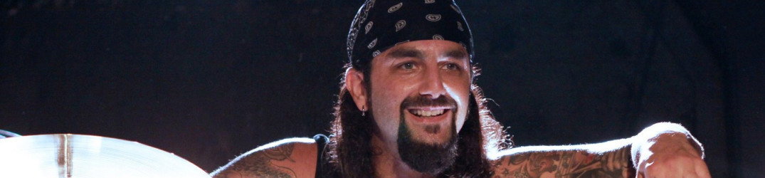 Metal Allegiance: Mike Portnoy e la sua esperienza da batterista in "Volume II-Power Drunk Majesty"