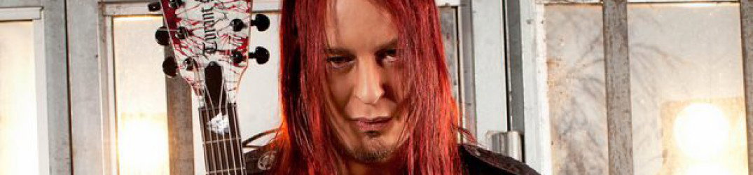 Michael Amott (Arch Enemy): lanciate sul mercato le sue chitarre signature a marchio Dean