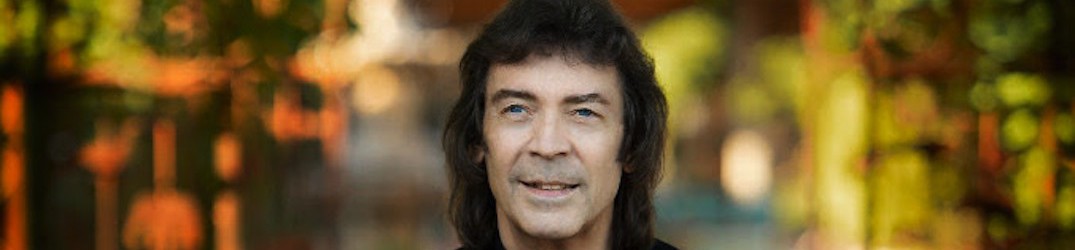 Steve Hackett: a gennaio il nuovo album "At the Edge of Light"