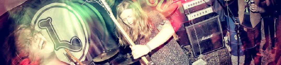 Långfinger: "Crossyears" tutto in streaming