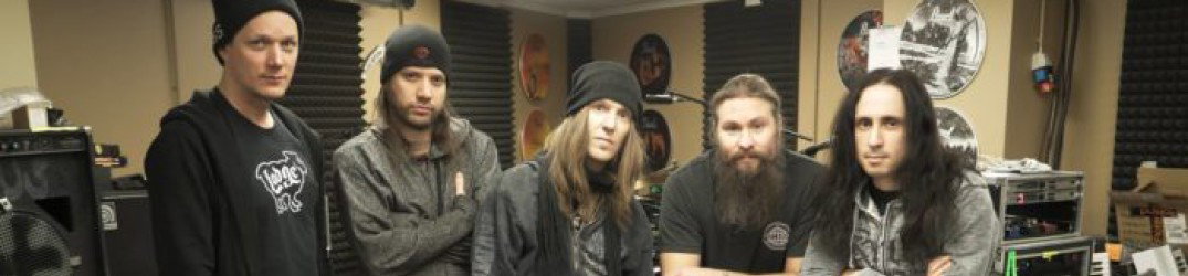 Children Of Bodom: il guitar playthrough di 'Under Grass and Clover'