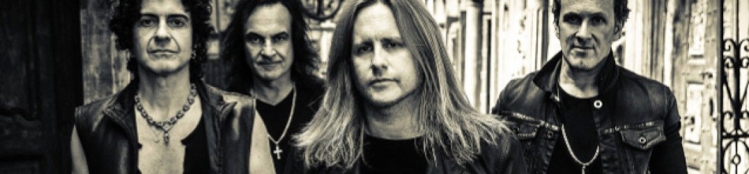 Last In Line: il "dietro alle quinte" del video ufficiale di 'Landslide' dal nuovo album "II"