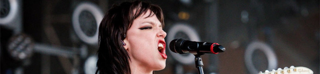 Halestorm: Lizzy Hale, "l'ologrammma di Dio propone un Dio falso ma..."
