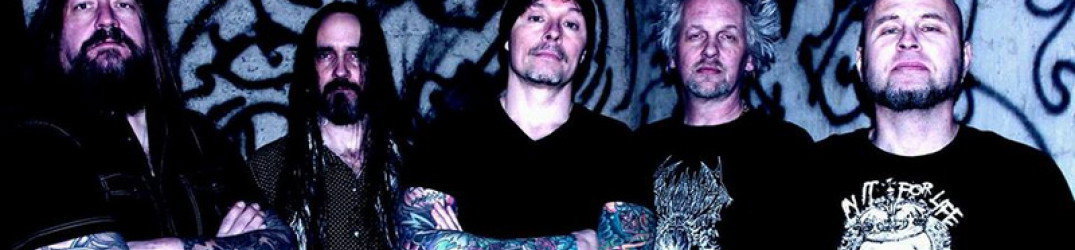 Denied: il lyric video di 'The Devil in Me'