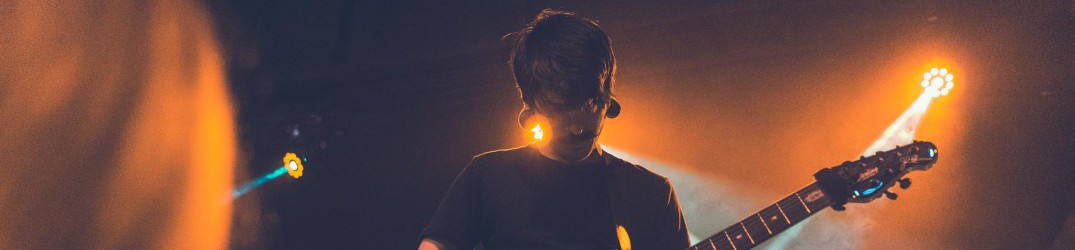 Notions: ascolta 'Gravity' dal nuovo album "Stay Away"