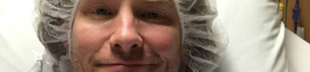 Slipknot: Corey Taylor, una foto prima di entrare in sala operatoria, poi conferma la riuscita