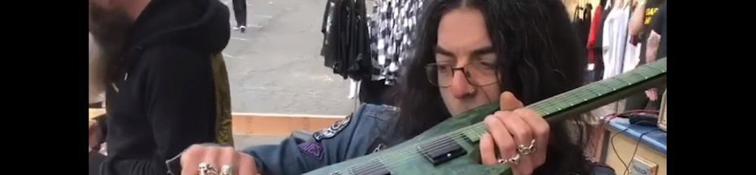 Ufomammut: alle prese con la chitarra-pipa
