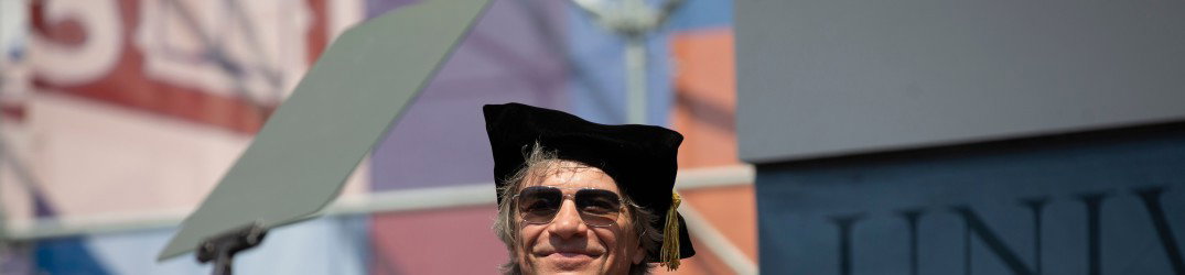 Bon Jovi: riceve una laurea ad honorem come Dottore di Musica