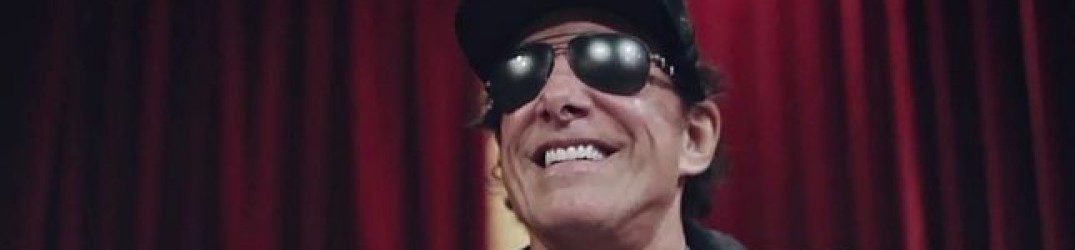 Neal Schon (Journey): l'omaggio a Prince con la cover di 'Purple Rain'