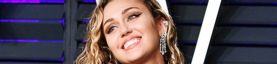 Metallica: la cantautrice americana Miley Cyrus "coverizza" 'Nothing Else Matters'