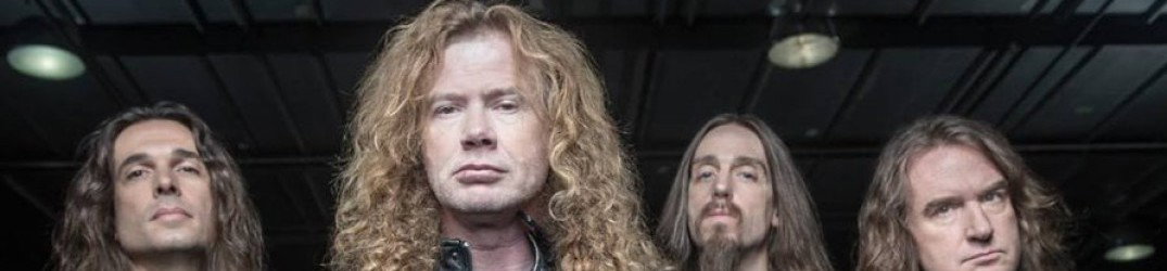 Megadeth: ecco la foto di Dave Mustaine mentre lavora ai testi del nuovo album
