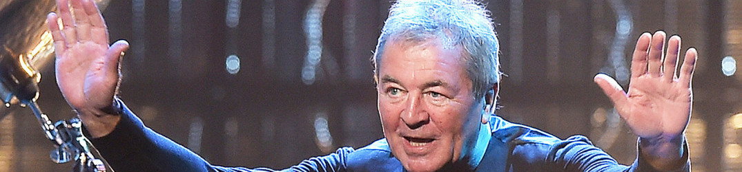 Ian Gillan (Deep Purple): il video di 'Smoke on the Water' dal live album "Contractual Obligation"