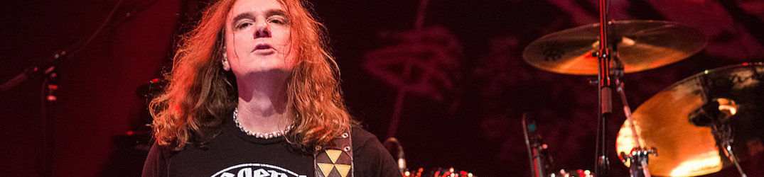 Ellefson: ecco 'Vultures' (ft. Thöm Häzäert) nella versione del leggendario produttore Max Norman