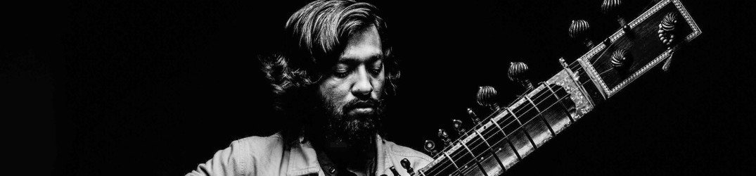 Rishabh Seen: online il video uffciale del brano 'When Time Stands Still'