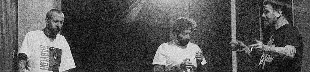 Deez Nuts: il video del singolo 'Crooked Smile'