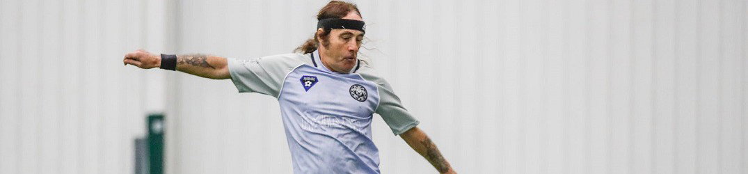 Iron Maiden: giocano a calcio contro l'Indy Eleven, le immagini e il commento di Steve Harris