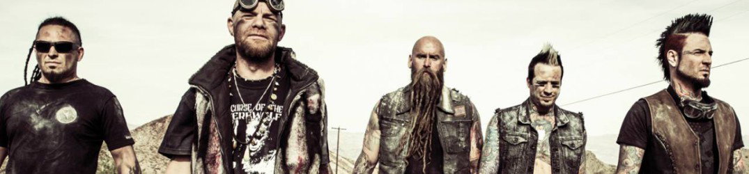 Five Finger Death Punch: citati in giudizio dalla loro etichetta discografica per scarso rendimento