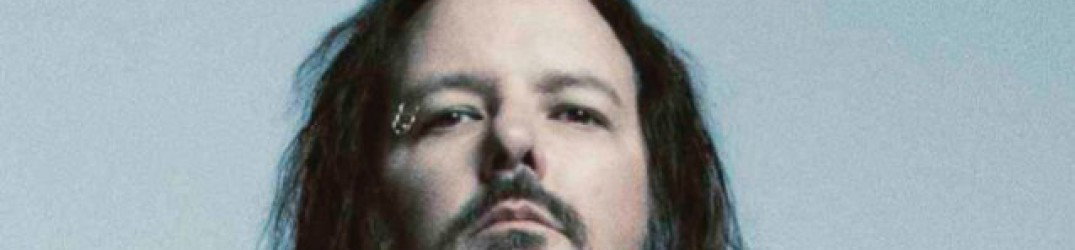 Korn: Jonathan Davis, "Il mio modo di cantare su The Nothing è stato influenzato dai Def Leppard"