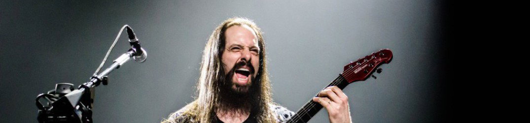 Dream Theater: online la video-intervista di John Petrucci con Radio Rock