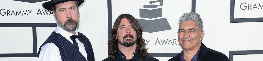 Nirvana: i membri ancora vivi si riuniscono per un concerto di beneficenza (video)