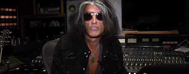 Joe Perry: nuovo EP natalizio con Johnny Depp