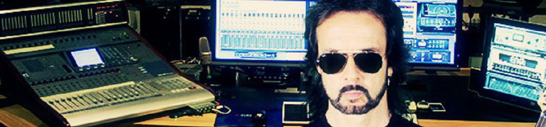 Dario Mollo's Crossbones: official-audio di 'Take Me High'