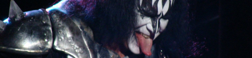 Gene Simmons (Kiss): lanciata la sua linea esclusiva di abbigliamento di alta moda