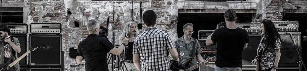 Vanexa: prima uscita live dopo "Too Heavy to Fly"