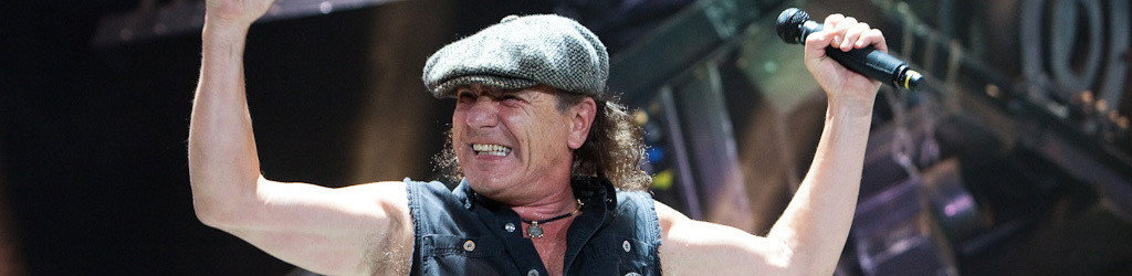 AC/DC: Brian Johnson sul palco insieme a Billy Joel