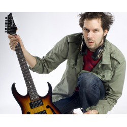 Paul Gilbert: il grande chitarrista il 6 aprile a Trieste