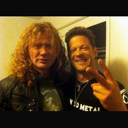 Dave Mustaine: suonerà un classico dei Metallica con Newsted