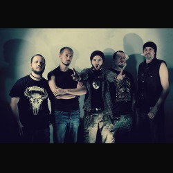 The Red Coil: online il video di 'Fuckin' Numb'