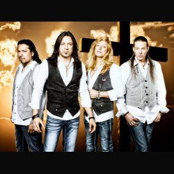 Stryper: registreranno la data di Hollywood per un live album