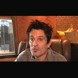 Mötley Crüe: Lee, 'Presto Mars non potrà più andare in tour'