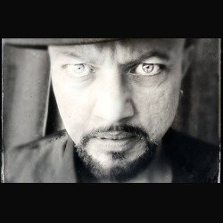 Geoff Tate's Queensrÿche: 'Dietro quel nome, c'è tutta la mia vita'