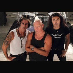 Terrana: online il video di "One Way"