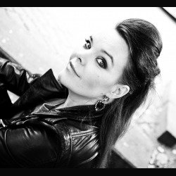 Anette Olzon: a marzo il debutto solista dell'ex-Nightwish